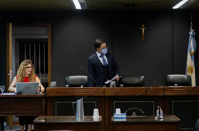 Condenan a perpetua a tres exmiembros del Ejército acusados por violaciones a los derechos humanos