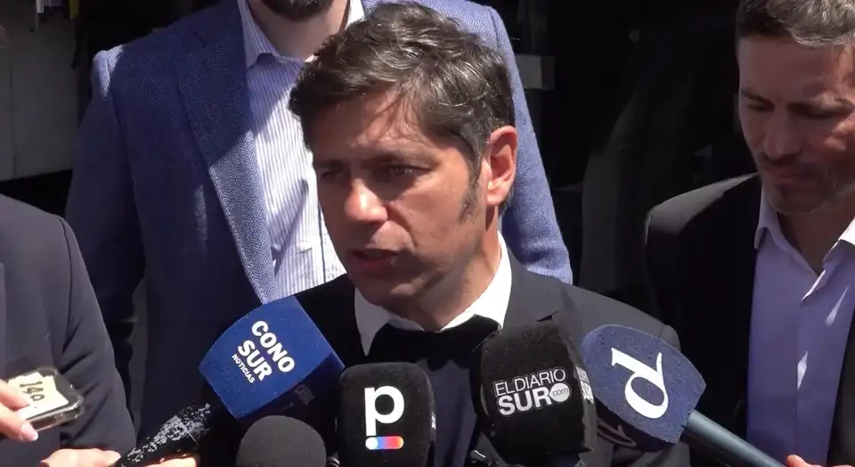 El gobernador se refirió a los dichos de Milei, luego de diversas inauguraciones en el Partido de Ezeiza.