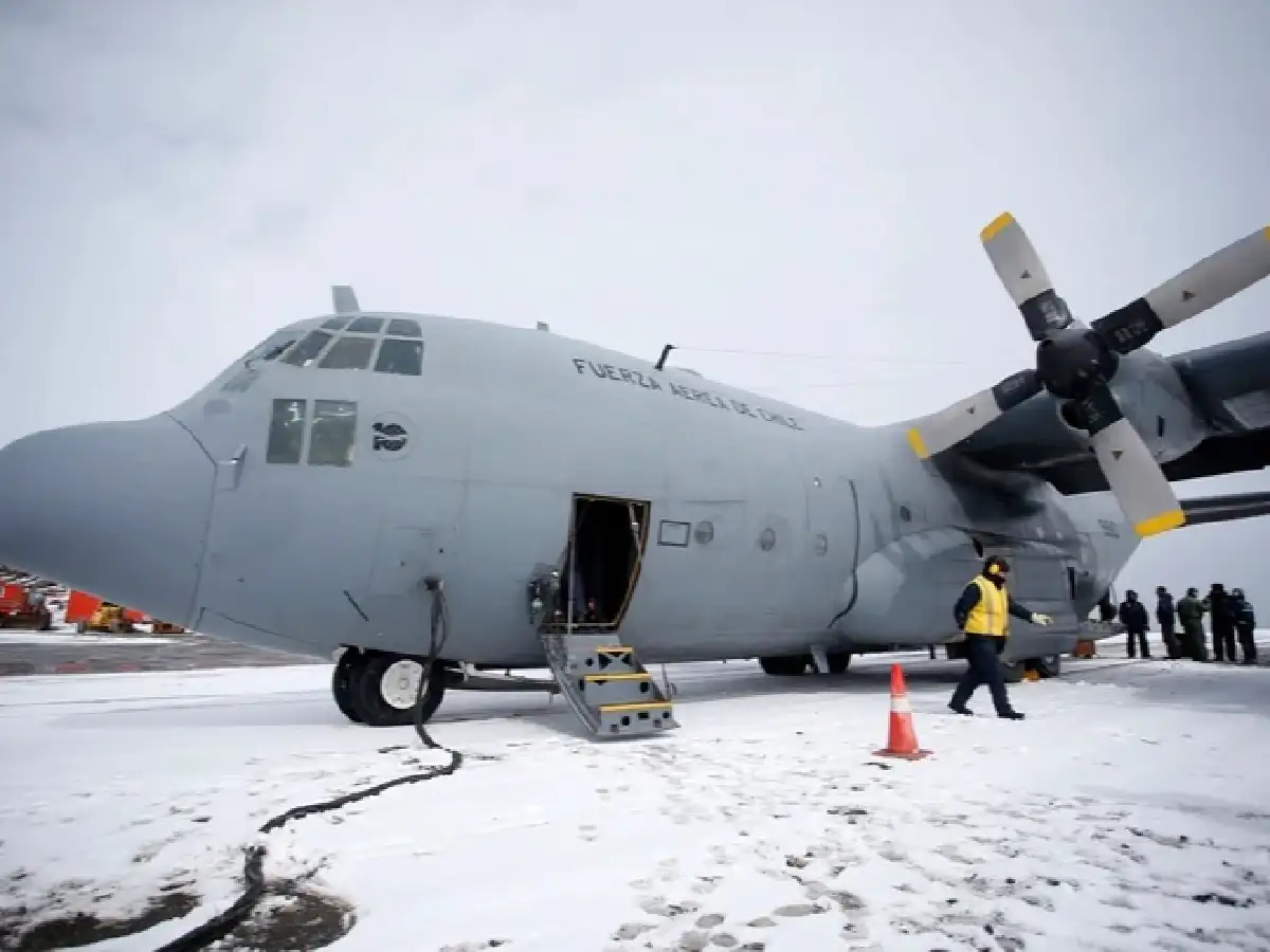 Encontraron restos humanos cerca de donde desapareció el avión chileno 