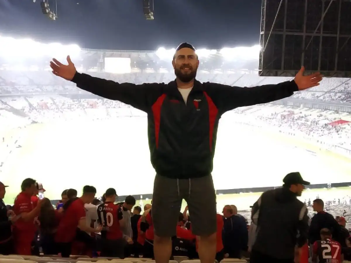 Un sanfrancisqueño renunció a su trabajo en Nueva Zelanda para venir a ver a Colón