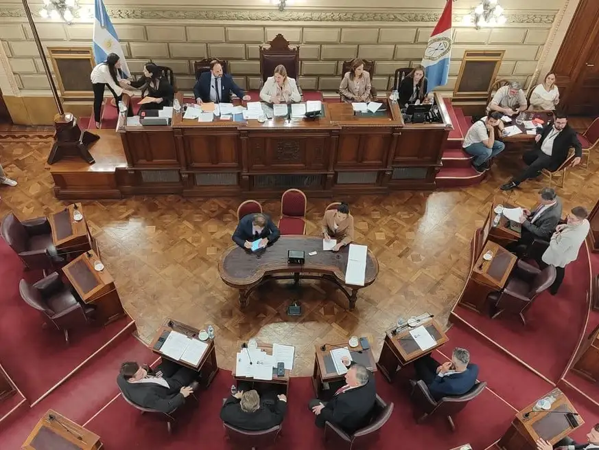 El oficialismo tiene 14 de las 19 bancas del Senado de la Provincia de Santa Fe. Foto: Archivo
