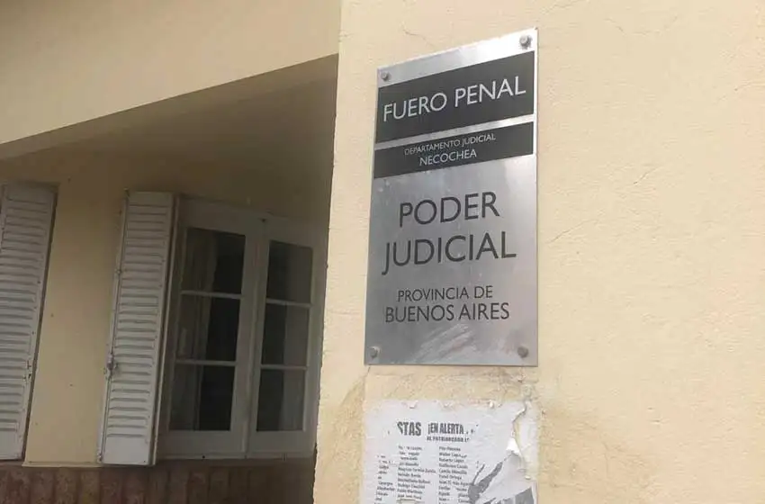 Condenaron a un policía a 24 años de prisión por intento de femicidio