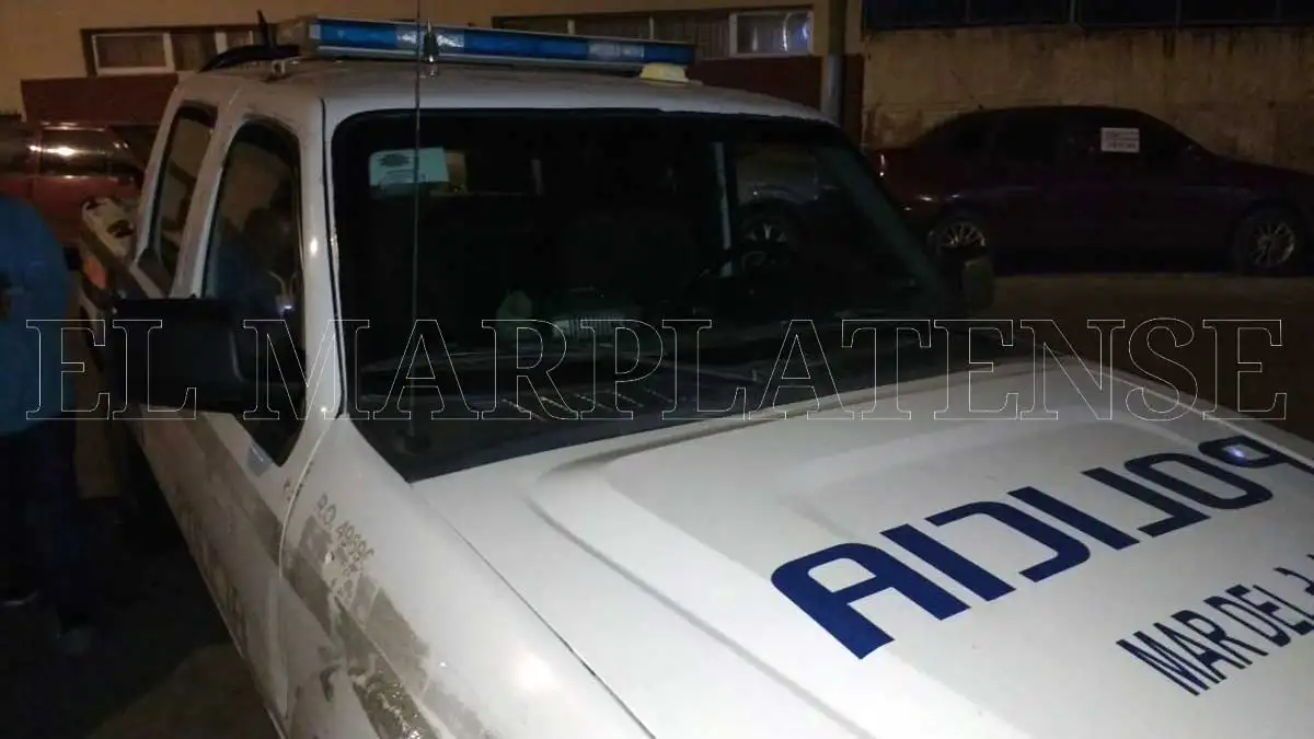 Una banda de jóvenes robó una comisaría: se llevaron dos motos y un auto
