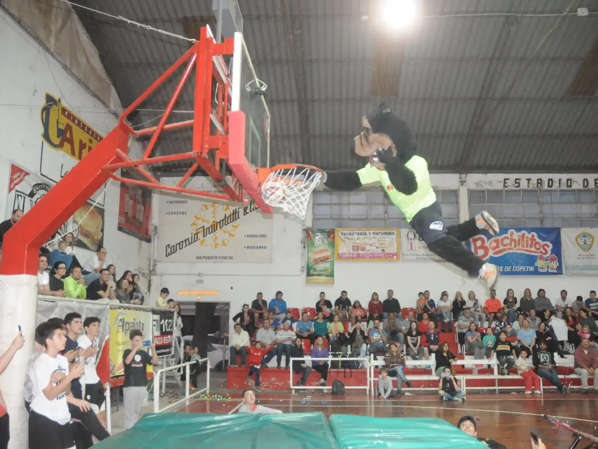 A puro show y diversión en El Tala