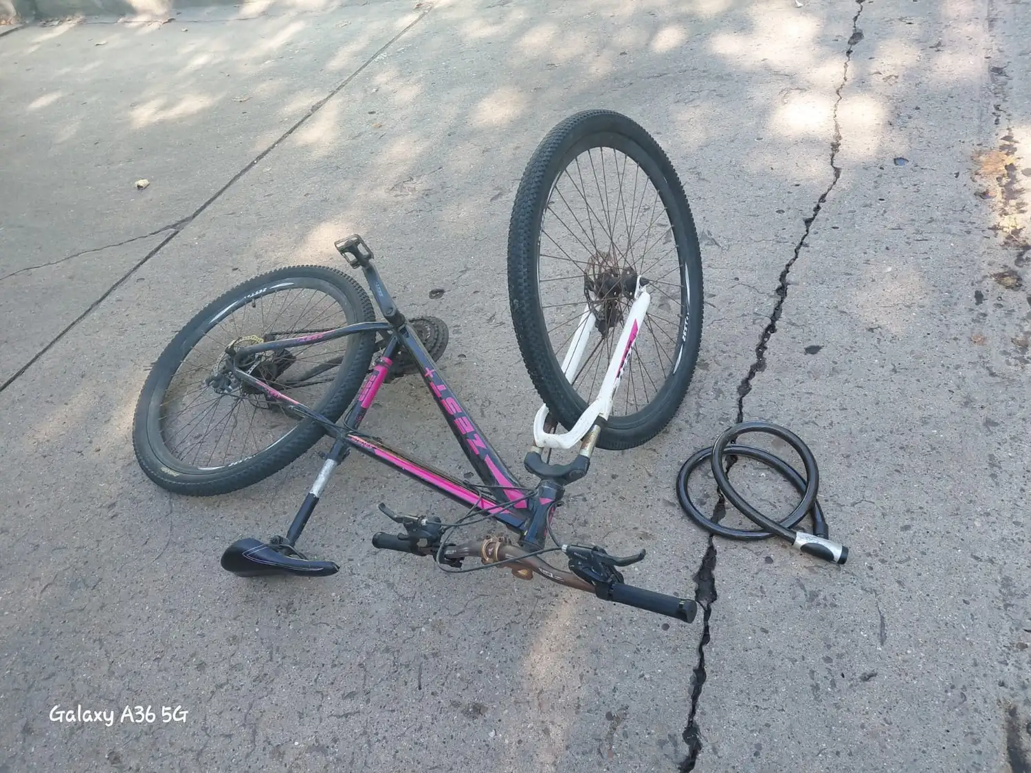 Una mujer de 33 años resultó herida luego de un choque.