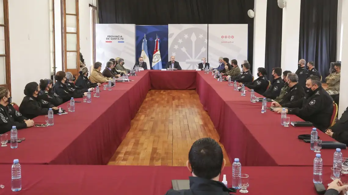 Anunciaron el desembarco de más agentes de fuerzas federales en Rosario
