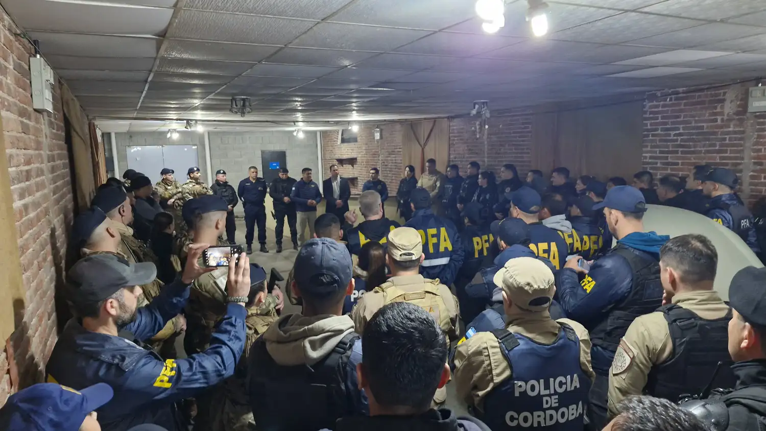 Las fuerzas continúan los operativos de control y allanamientos por el ataque de Frontera.