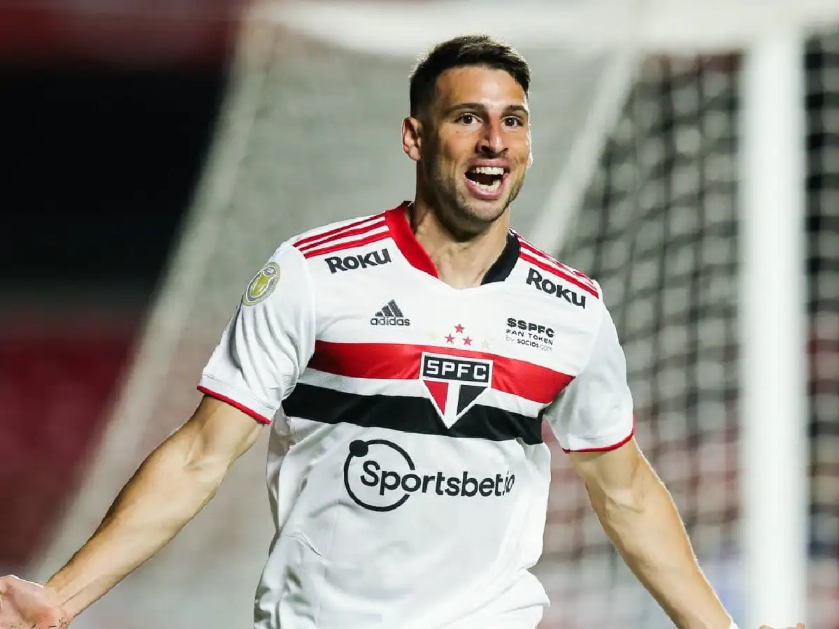 San Pablo comprará el pase de Calleri