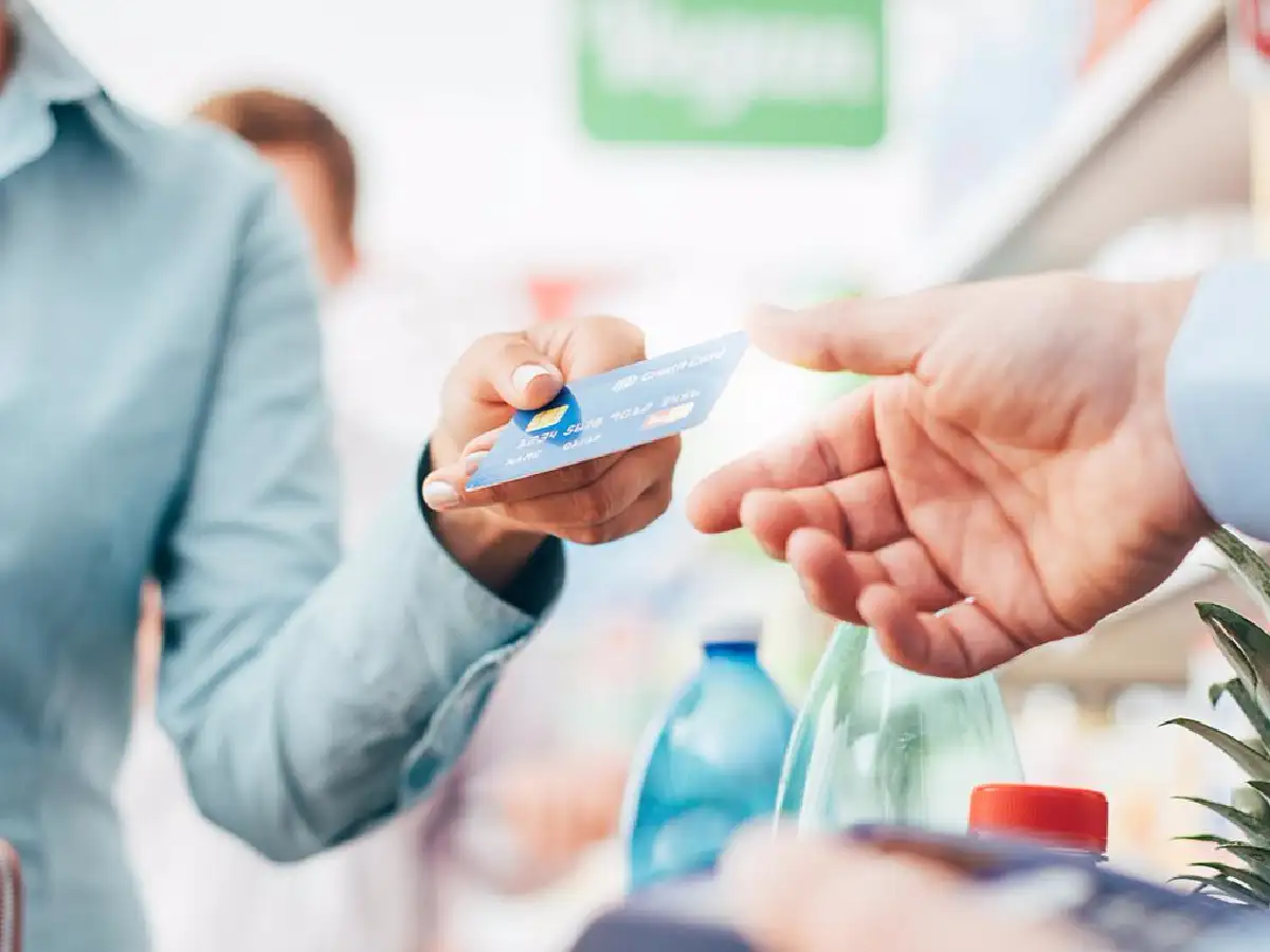 Cambios en precios transparentes: comercios ya no deberán  informar el costo financiero