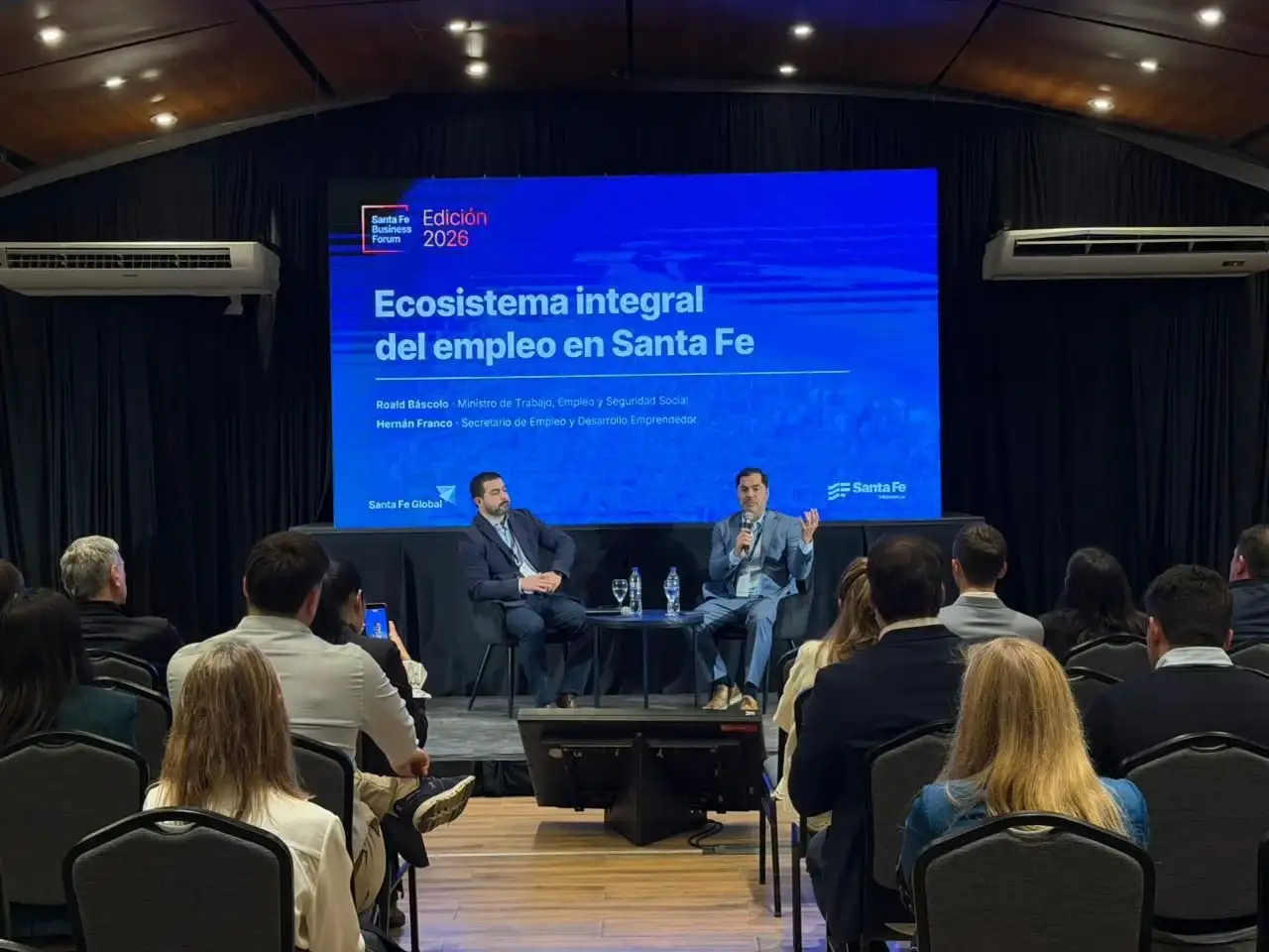 Roald Báscolo, ministro de Trabajo de Santa Fe, durante la charla sobre empleo en el Santa Fe Business Forum
