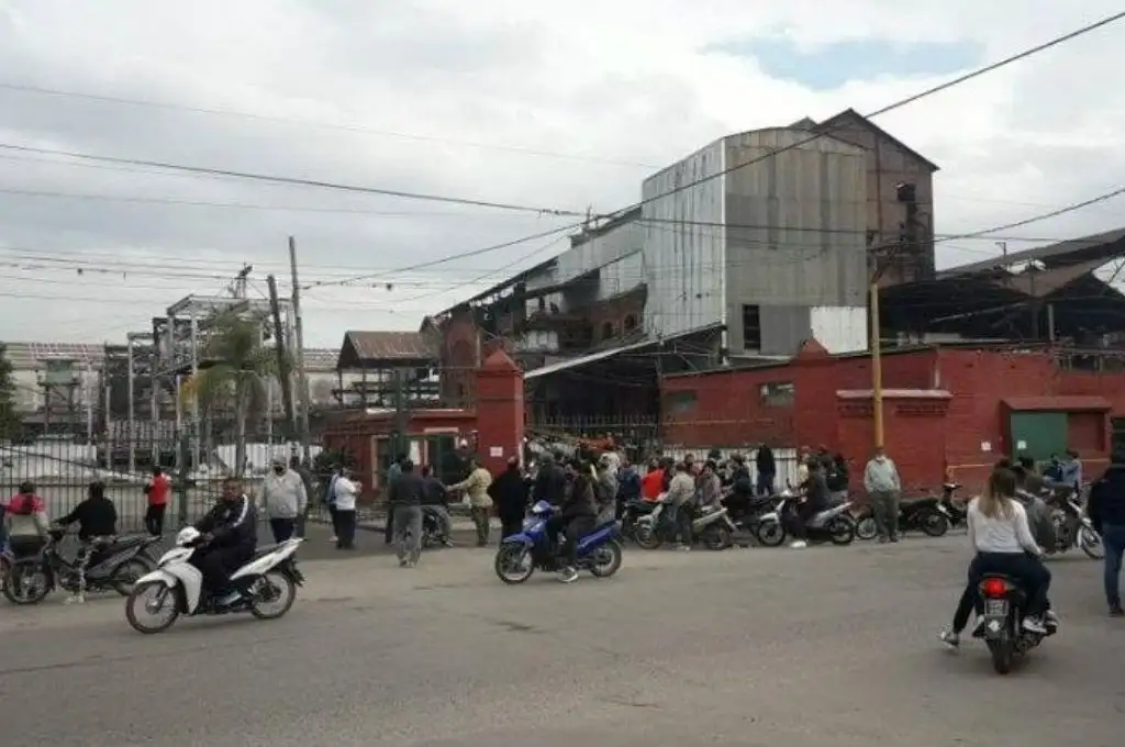 Trabajadores heridos al producirse una explosión en un ingenio tucumano