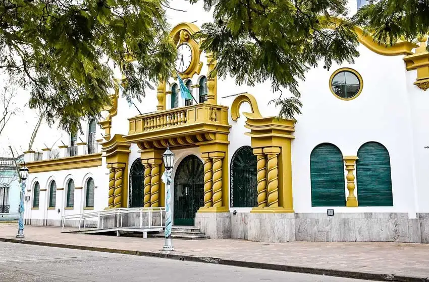 Chascomús: de cuentas en rojo a tener obras propias, sin subir tasas