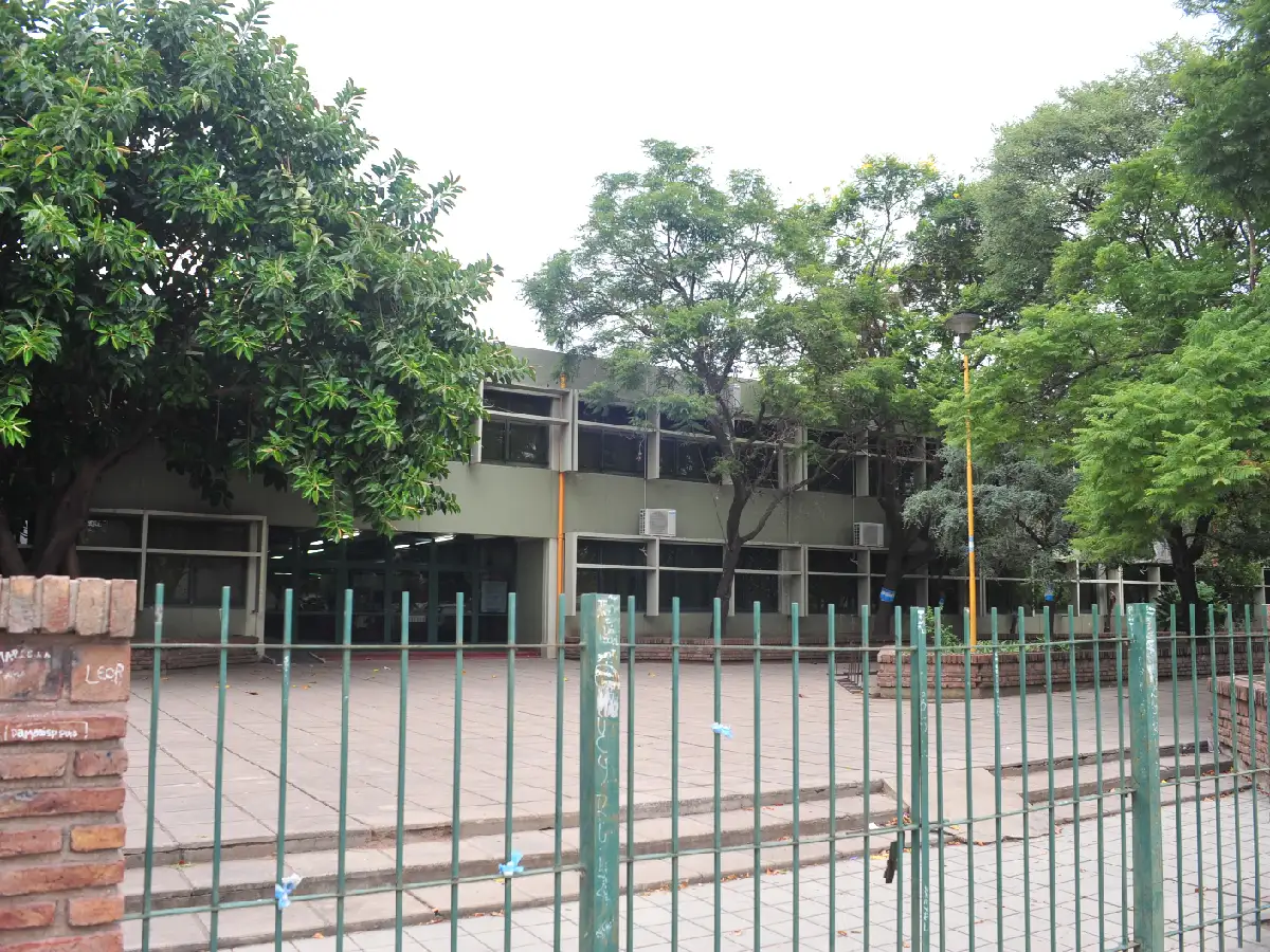 Laman a licitación para el kiosco cantina del Colegio San Martín
