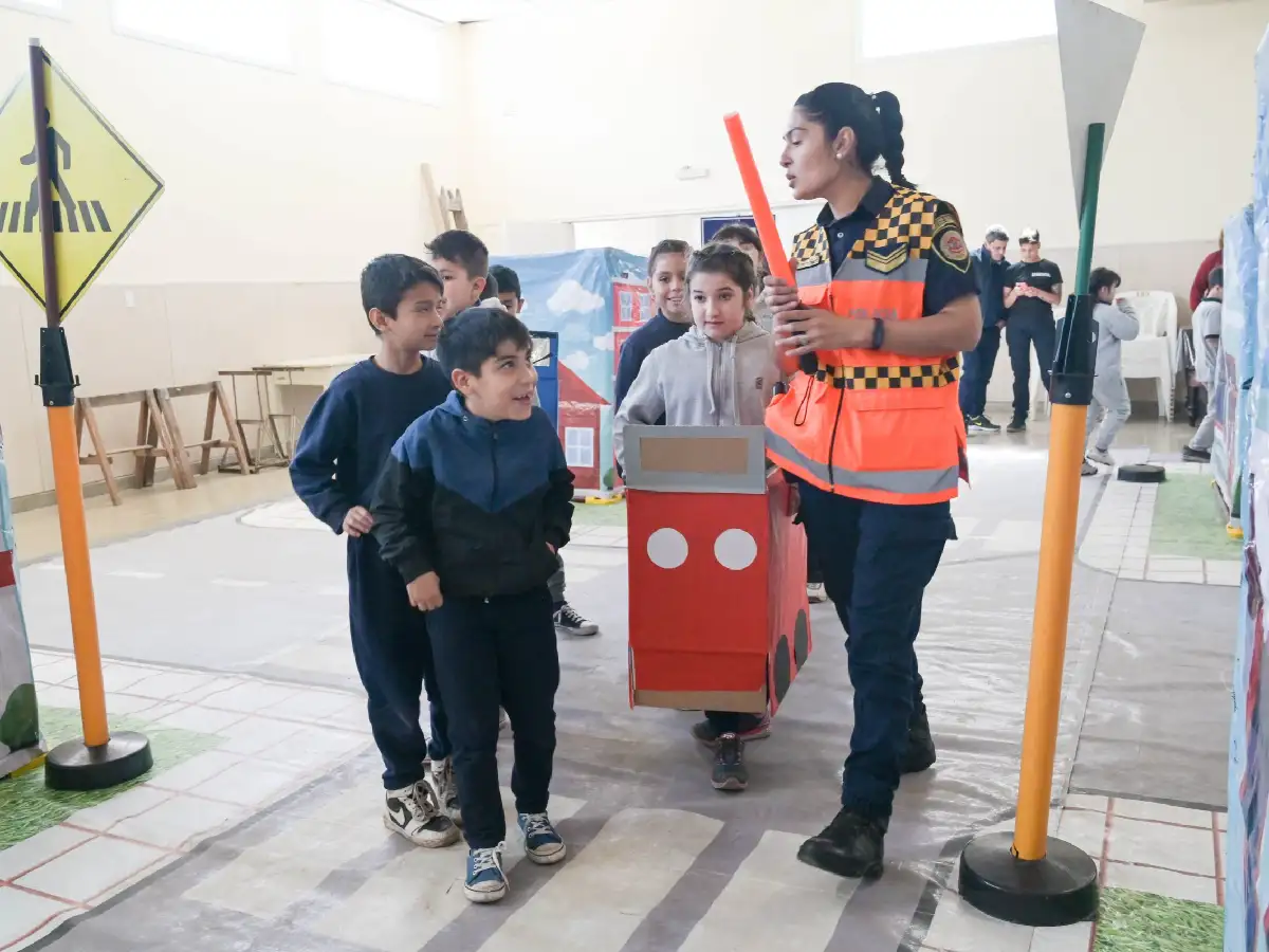 Arroyito: en una “Mini Ciudad” los niños aprenden sobre seguridad vial   