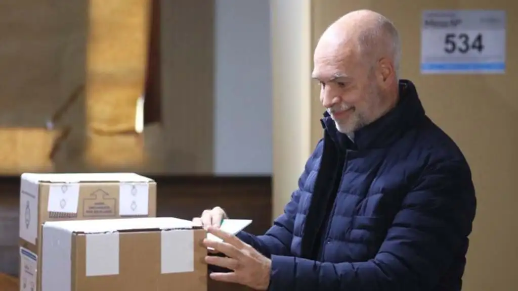 Rodríguez Larreta, tras su voto: "Entiendo que hay frustración en muchos, pero la solución es ir a votar"