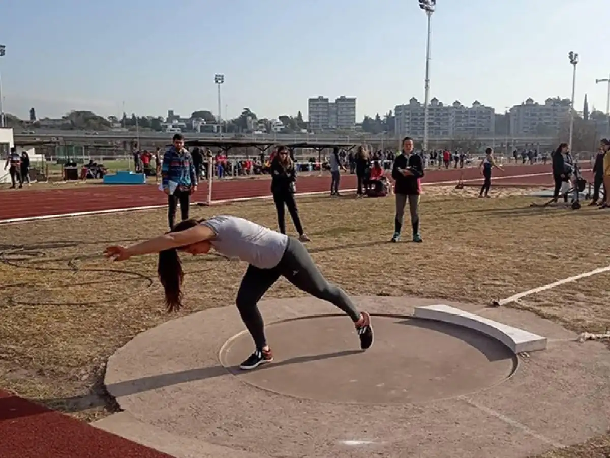 ATLETAS DE DEVOTO SOBRESALIERON EN CÓRDOBA