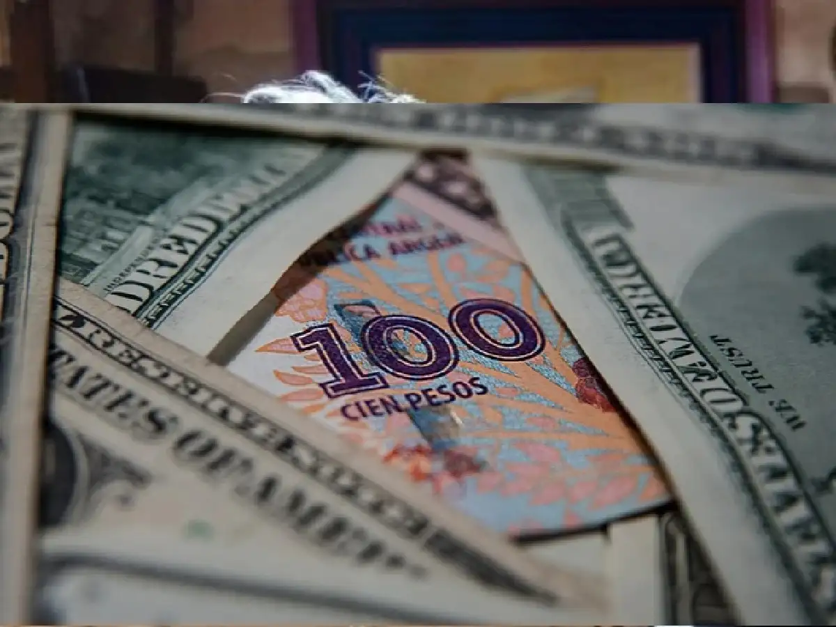 The Wall Street Journal propone dolarizar la economía argentina: “Hay que enterrar el peso”