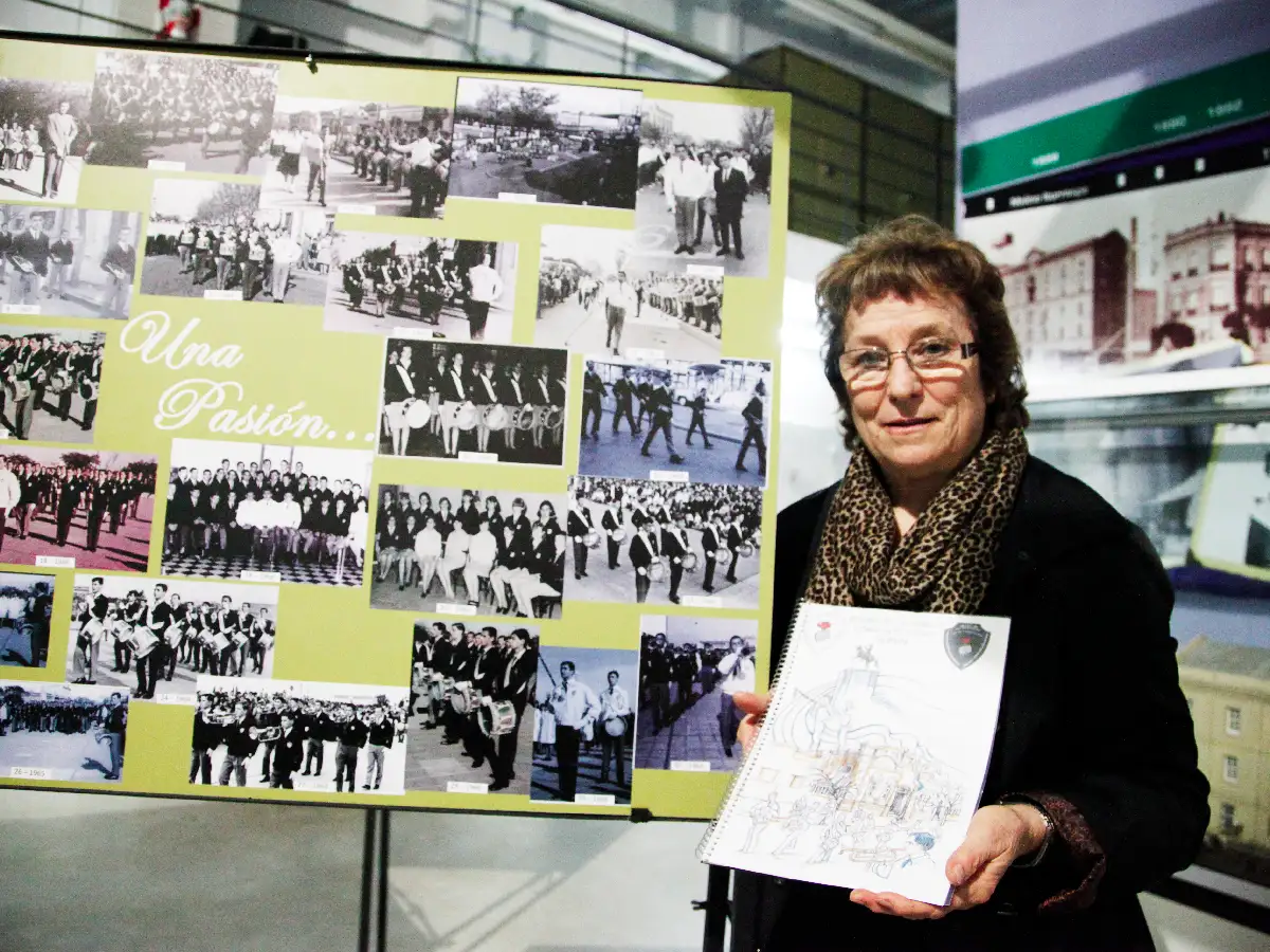 Con fotos, se contó la historia  y el sentimiento de las bandas lisas del Colegio “San Martín”