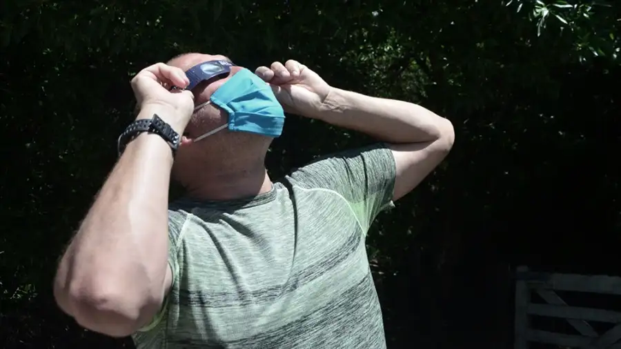 Eclipse de sol: cómo mirarlo y cómo cuidarse
