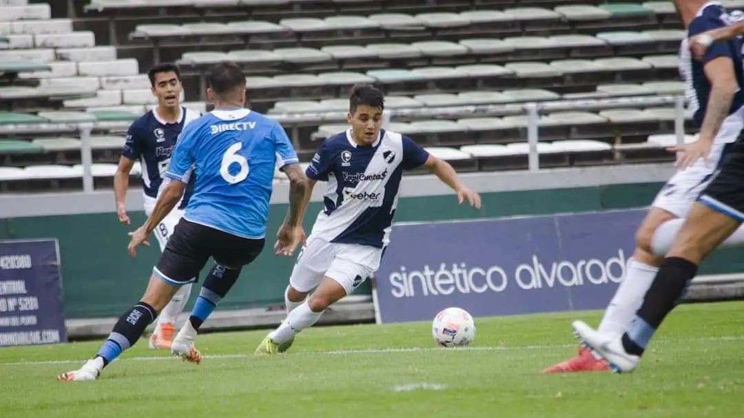 Volvieron a entrenar “Coquito” Rodríguez y Cáceres en Alvarado