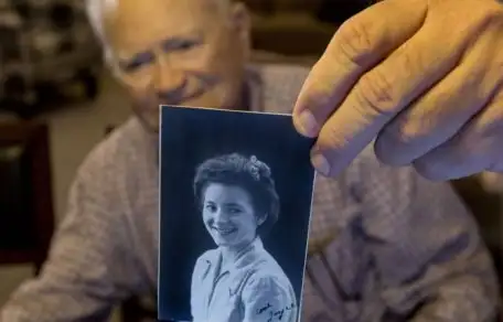 Se amaron durante la Segunda Guerra Mundial y se encontrarán 70 años después