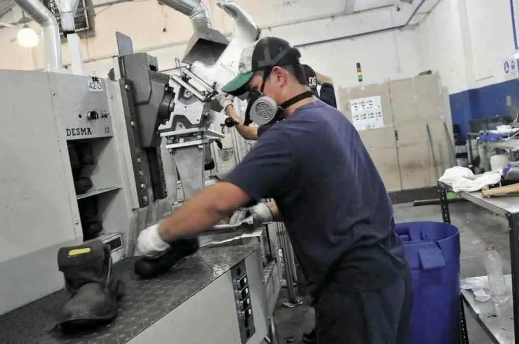 Pymes impulsan una nueva normativa para generar 2.1 millones de puestos laborales