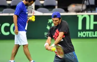 Mónaco abre las semifinales ante República Checa