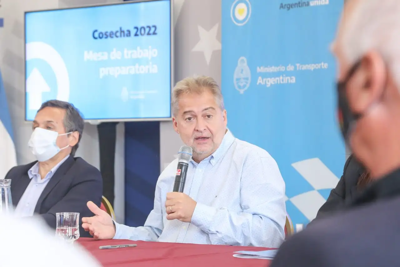 Mirabella: “Las decisiones políticas tienen que estar para apuntalar el sistema productivo”