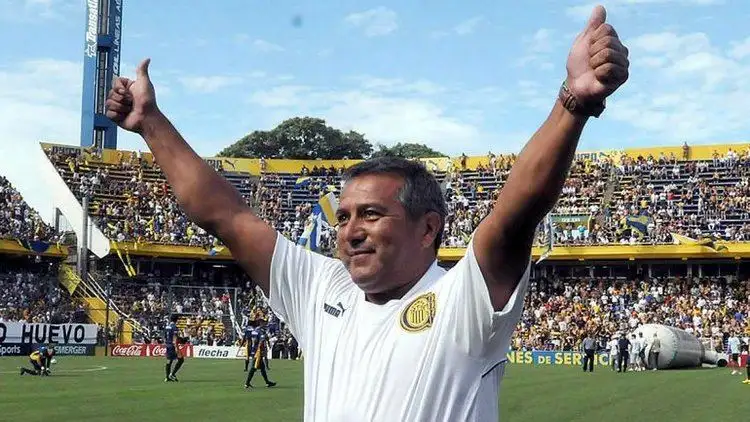 El "Negro" Palma, una gloria de Central, en grave estado.