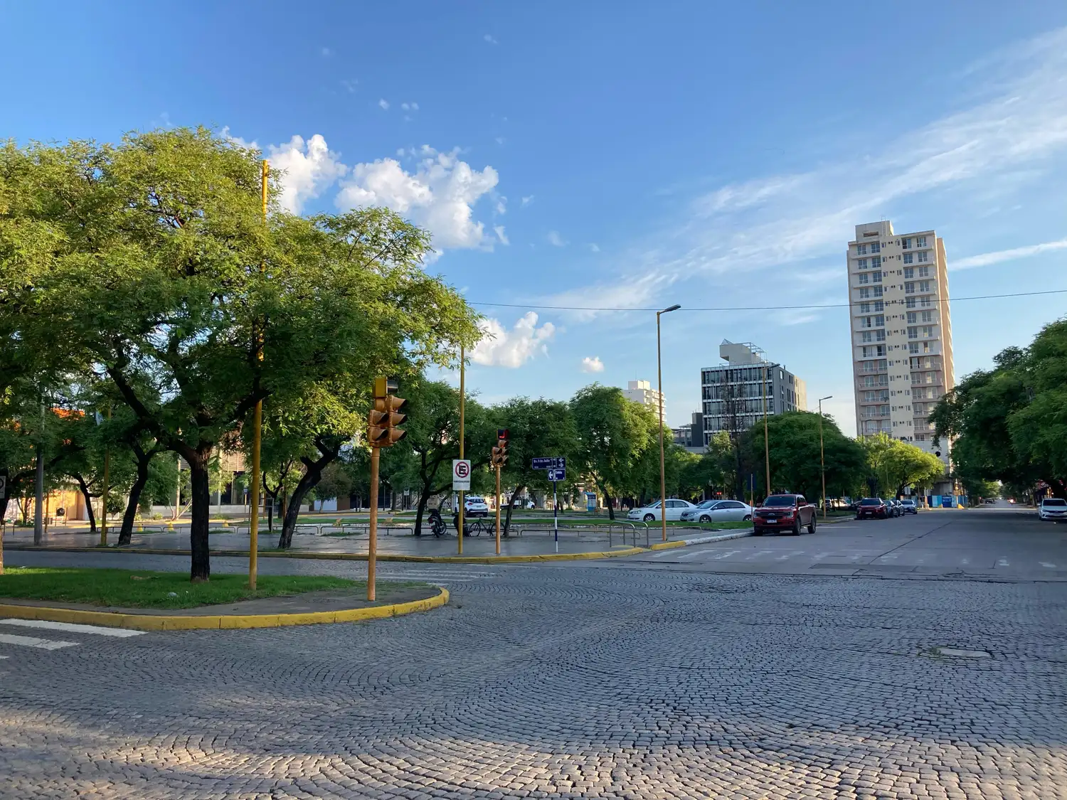 La temperatura máxima alcanzará los 27 °C
