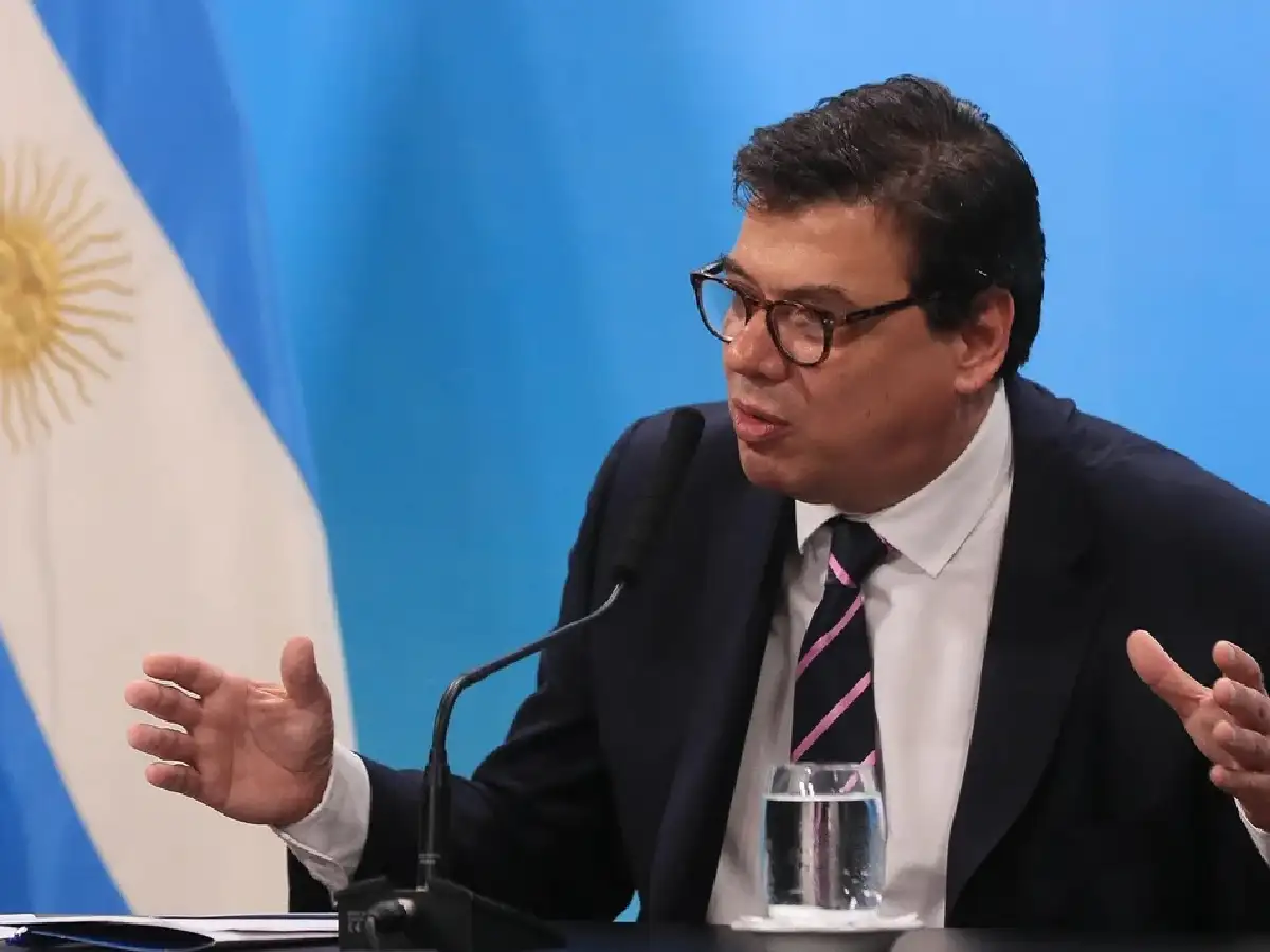 Acordaron llevar el salario mínimo a $ 33 mil en febrero