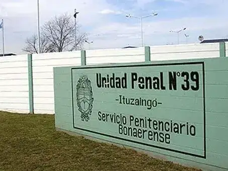 Unidad Penal N° 39 de Ituzaingó, perteneciente al Servicio Penitenciario Bonaerense, lugar desde donde operaba el detenido acusado de cometer diversos ciberdelitos contra víctimas en la ciudad de Venado Tuerto. Foto: Gentileza