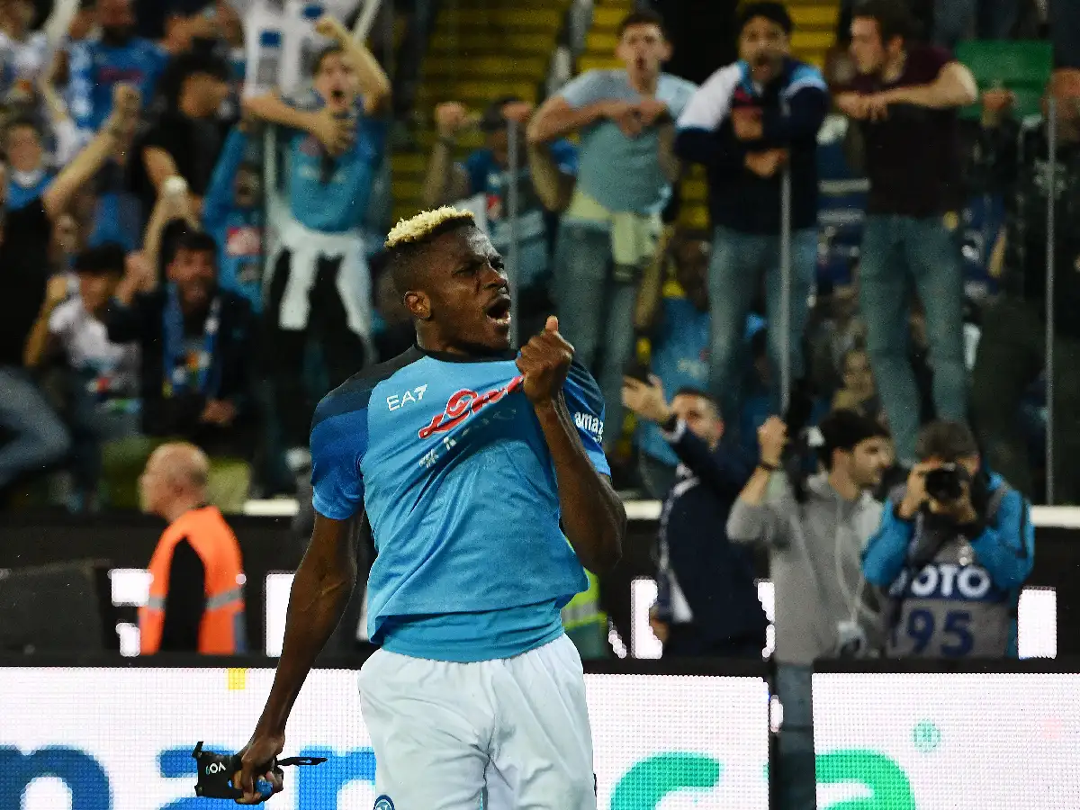 Napoli gritó campeón después de 33 años 