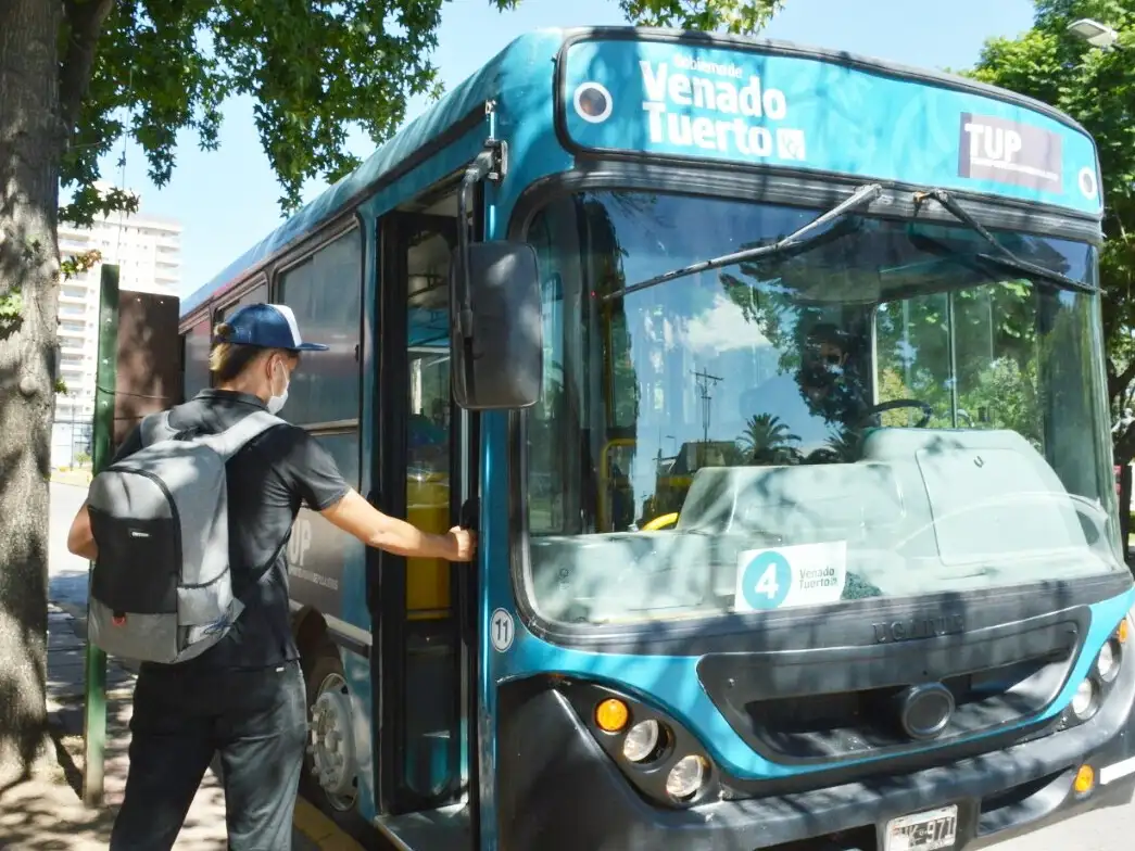 Los colectivos urbanos se transformarán en "Votobus" por un día.