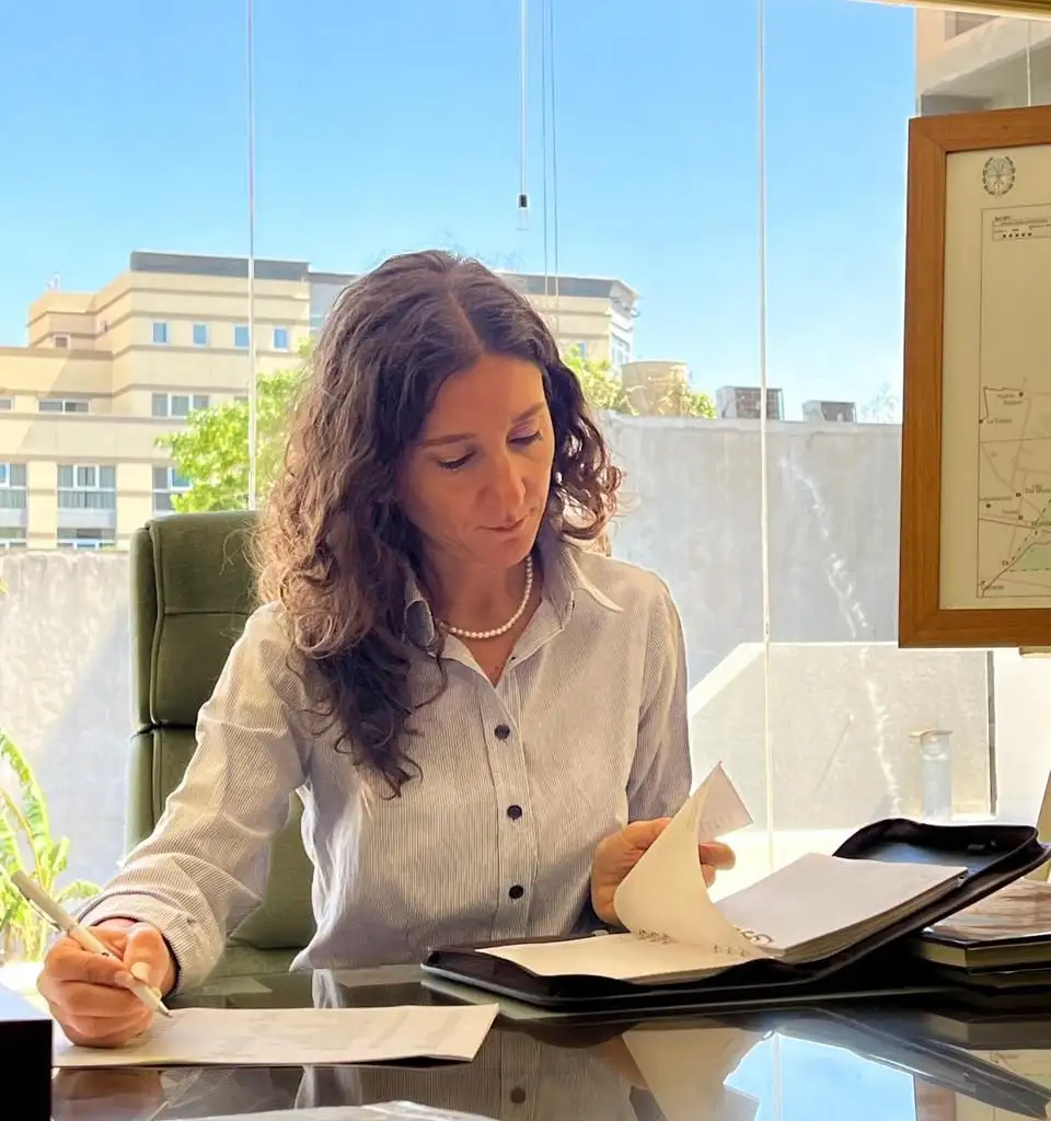 Leticia Di Gregorio. senadora por el departamento General López.