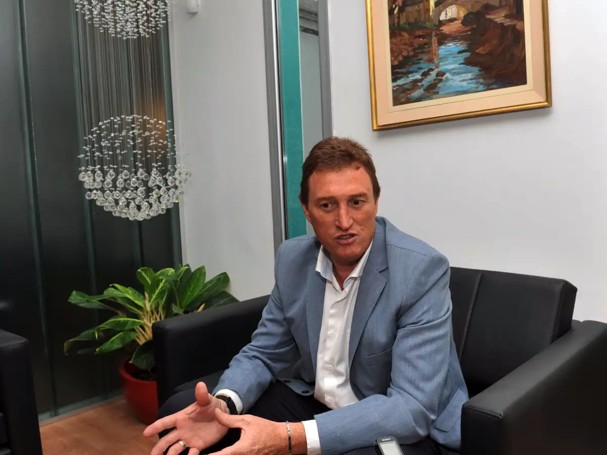 García Aresca anunció que en 20 días funcionarán las nuevas cámaras y más vehículos para la policía 