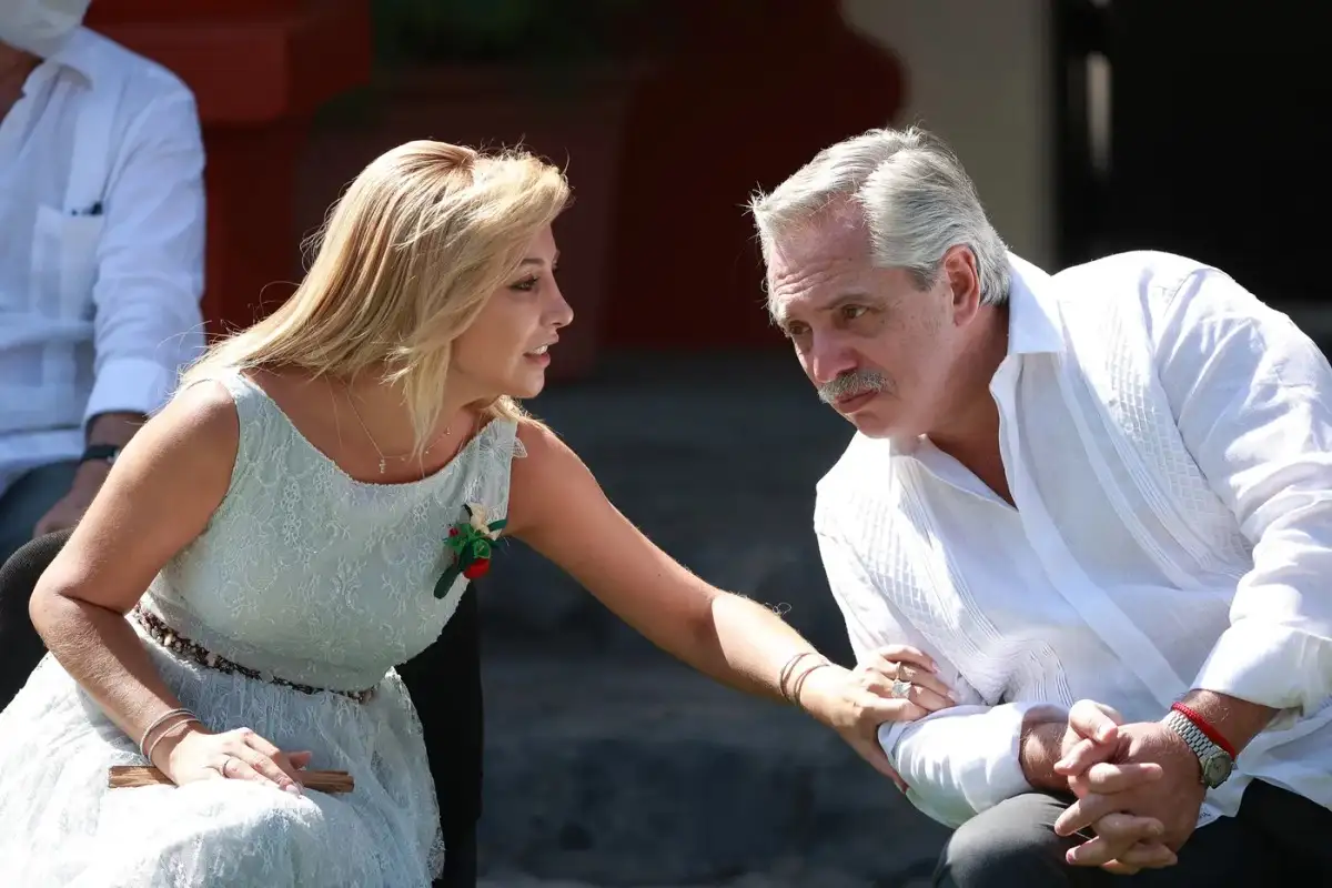 La histórica empleada del ex mandatario habló en favor de Fabiola Yáñez.
