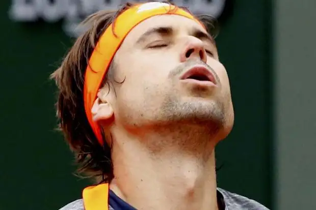 Ferrer: “Es una estafa jugar bajo la lluvia”