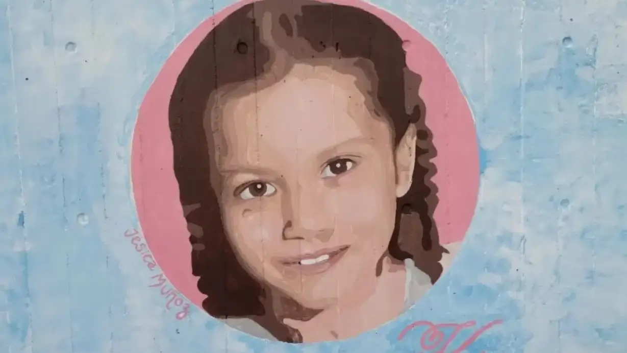 Kim tenía 7 años.