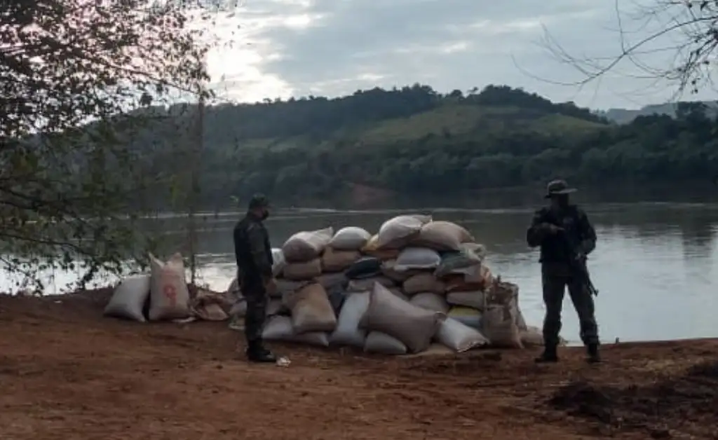 Decomisan 17 toneladas de soja que pretendían exportar ilegalmente