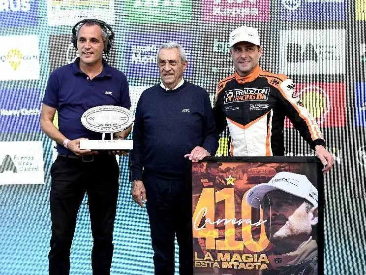 Ledesma se convirtió en piloto récord del Turismo Carretera