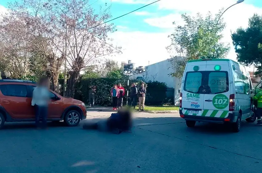Murió un hombre que fue atropellado por un auto cuando andaba en bicicleta
