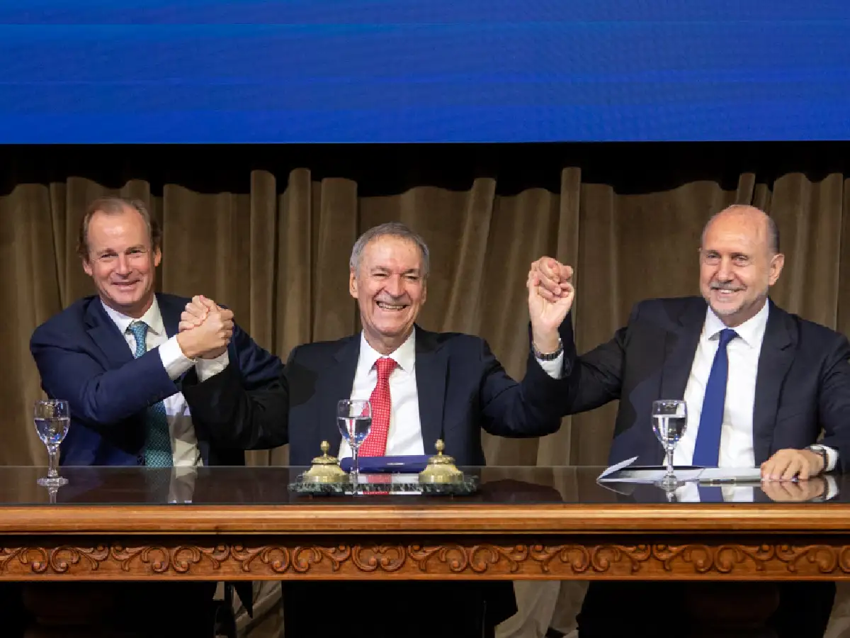 Schiaretti, Perotti y Bordet coincidieron en la necesidad de un país federal, productivo y con empleo