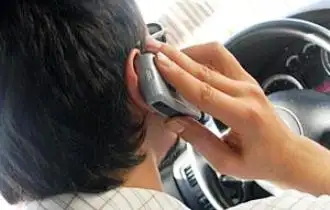 El auto y el celular, una relación polémica