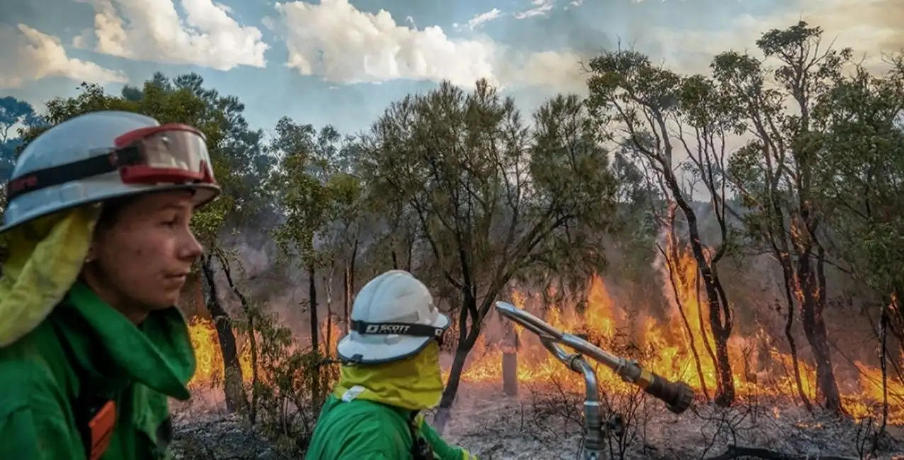 Australia azotada por incendios forestales e inundaciones
