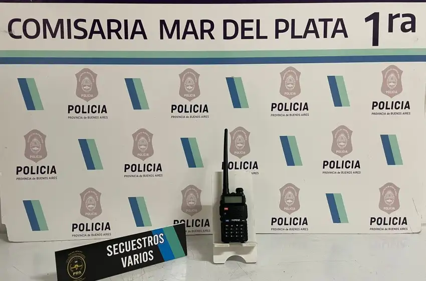 Mientras abría un auto con un inhibidor fue descubierto por la Policía