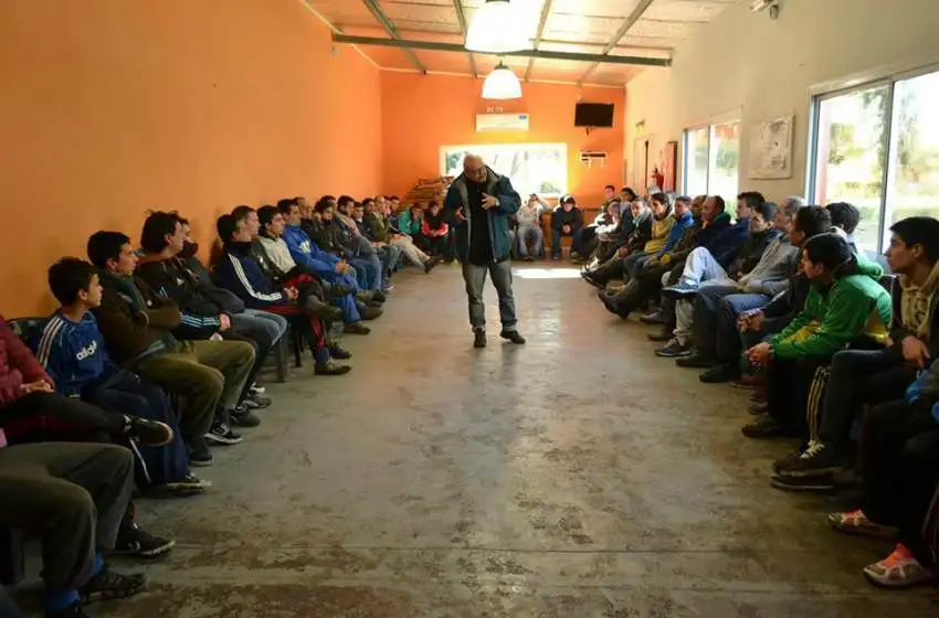 Adicciones: por recortes, analizan cerrar comunidades terapéuticas