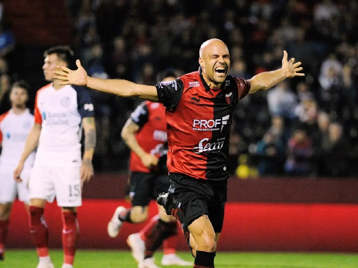 Colón se presenta en Colombia