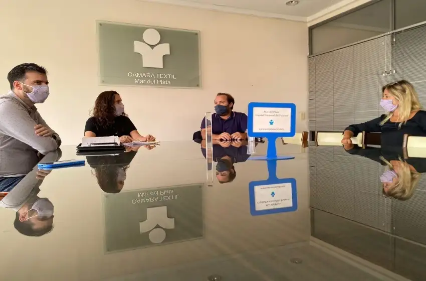 Textiles marplatenses acuerdan trabajar junto al gobierno para el fortalecer al sector
