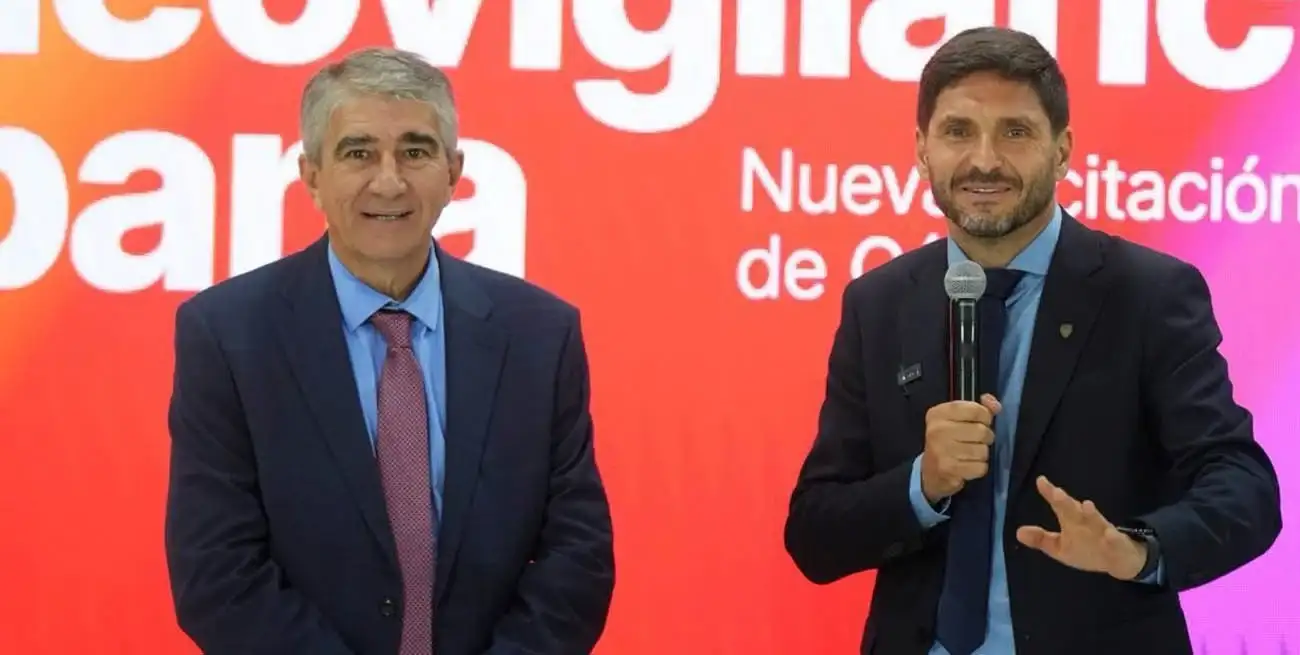 Bastia encabeza el grupo de funcionarios que hablará en Legislatura por el acuerdo por Anses.